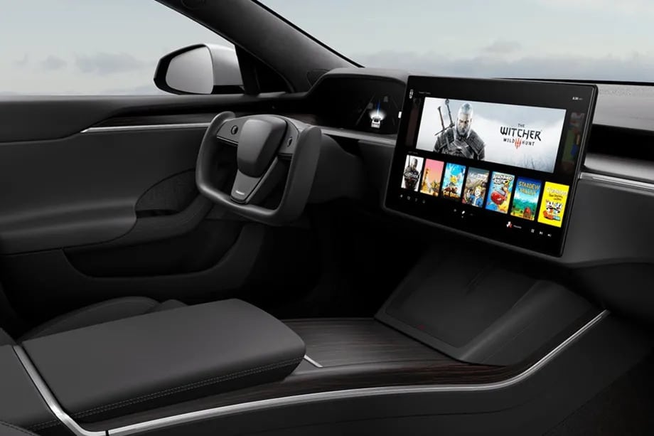 CEO da Tesla , quer que joguemos vídeo games nos carros.